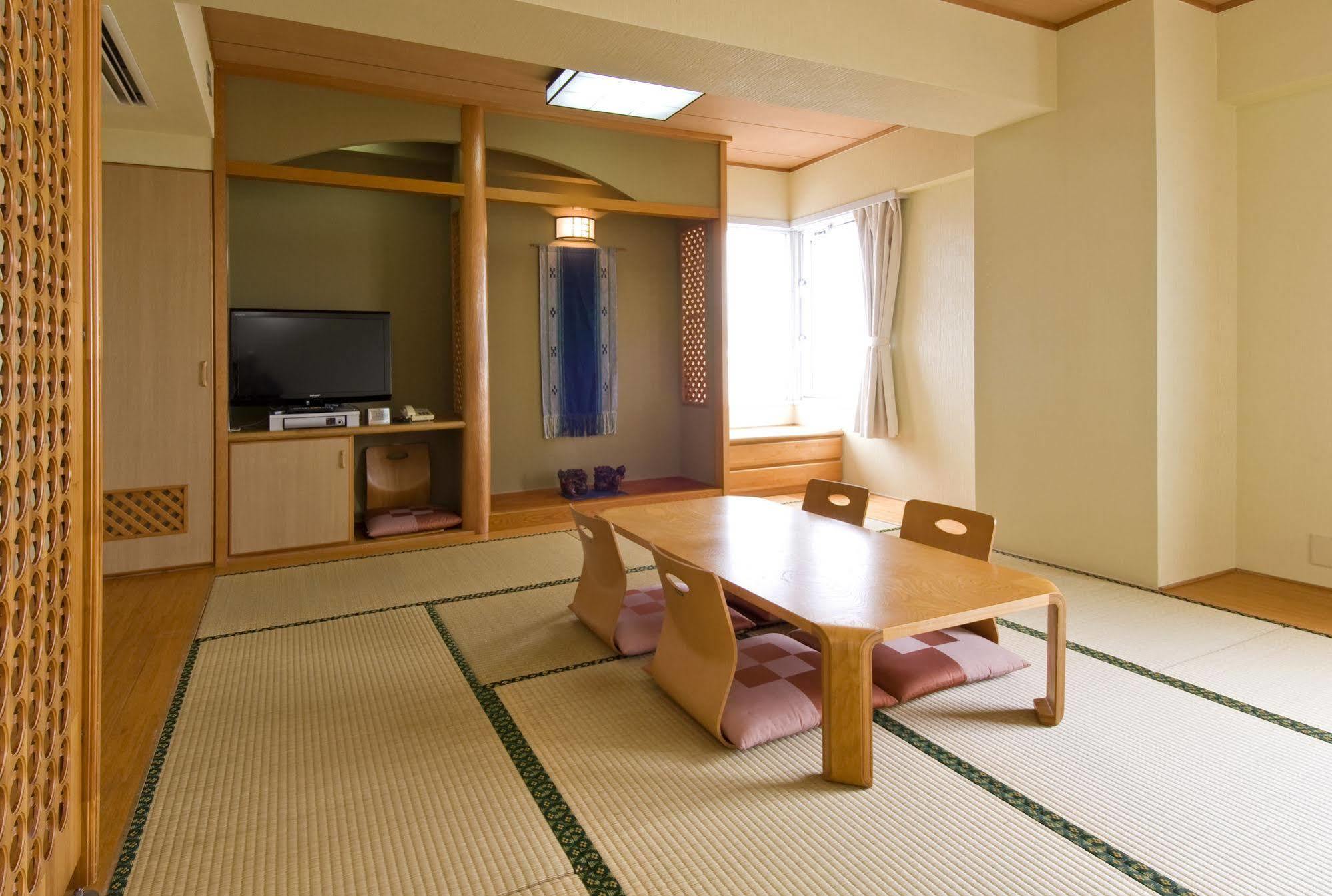 Hotel Granview Ishigaki Ishigaki  Esterno foto
