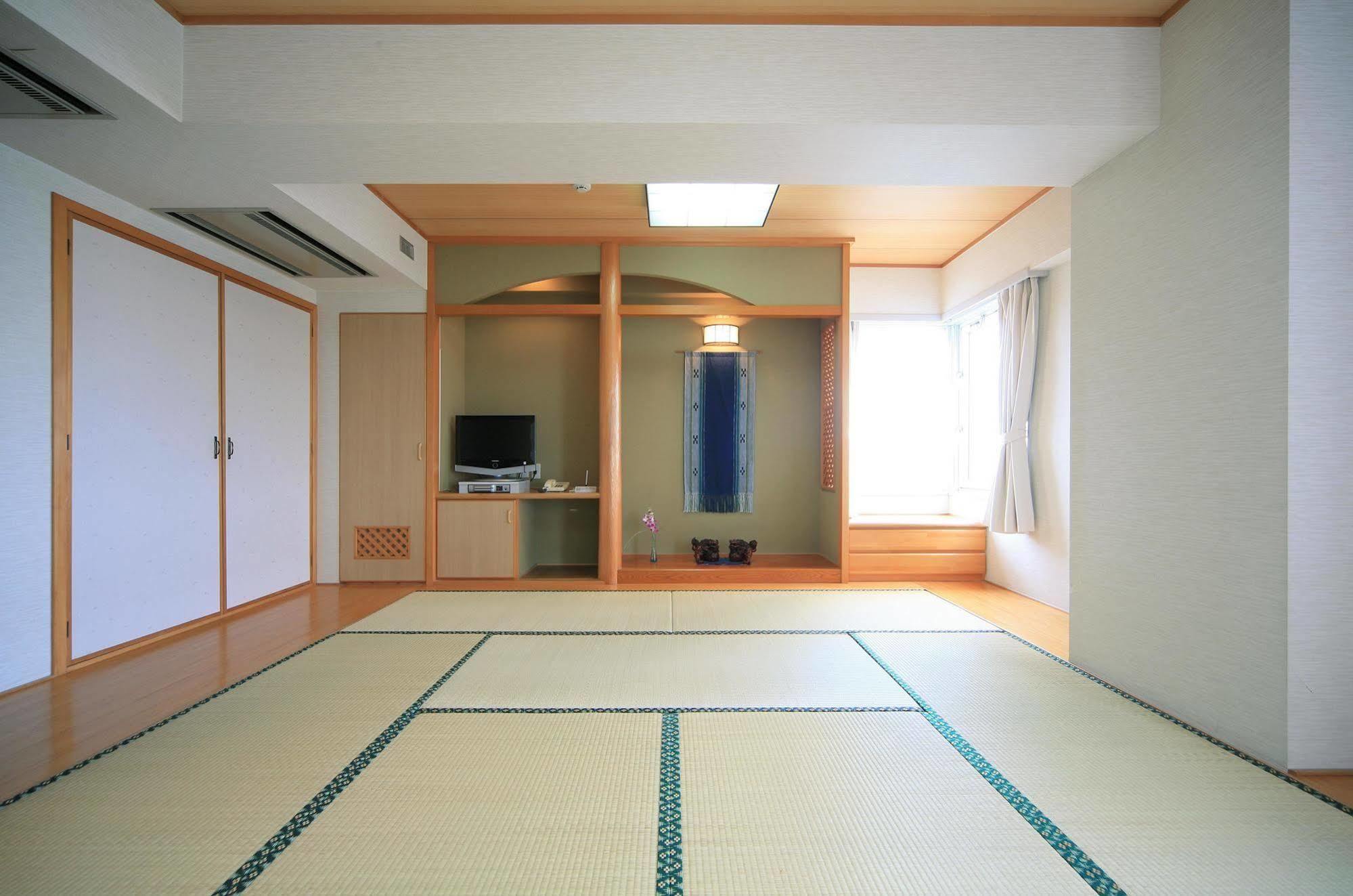 Hotel Granview Ishigaki Ishigaki  Esterno foto